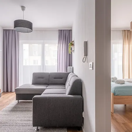 Rentplanet - Nowa Manufaktura * Wroclaw