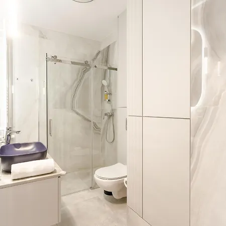 Rentplanet - Nowa Manufaktura Apartment Wroclaw